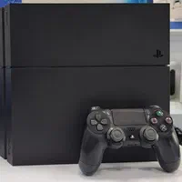 سونی ps4 فت کپی خور500گیگ به همراه 4تا دسته وفلش
