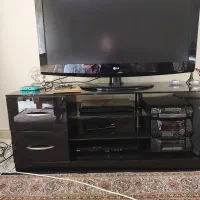 زیر تلویزیونی شیشه ایی