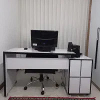 ۲ عدد میز اداری نو نو