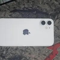اپل iPhone 12 mini با حافظهٔ ۱۲۸ گیگابایت