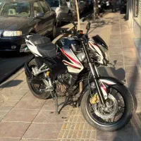 موتورپالس ان‌اس  ۲۰۰مدل ۹۵ درجه ۱