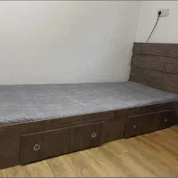 تخت یک نفره