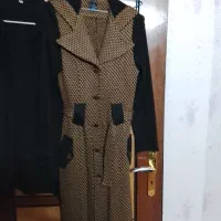 2عدد پالتو|لباس|شاهین‌شهر, خبرنگار|دیوار