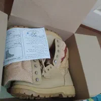 پوتین .کفش|کیف، کفش، کمربند|سراوان, |دیوار