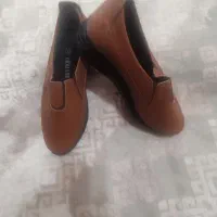 تعدادی پیراهن دخترانه دوجفت کفش  تبریز ی سایز 38