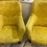 دو‌عدد مبل تک نفره