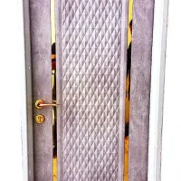 نصاب درب چوبی اتاق