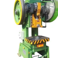 به دو یا سه پرسکار نیازمندیم