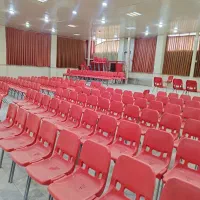 تعداد۲۵۰ عدد صندلی پلاستیکی پلاستیک پایه فلزی بچه