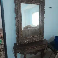 آینه و میز