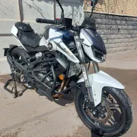 بنلی 300 دوسیلندر QJ مدل 402 درحدصفر