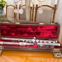 فلوت اصل boosey & hawkes مدل emperor سالم و تمیز