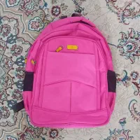 کوله پشتی مدرسه