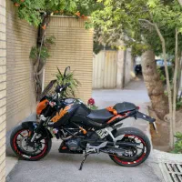 ktm دوک ۲۰۰