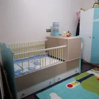 تخت نوزاد و نوجوان همراه کمد