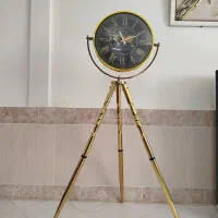ساعت ایستاده