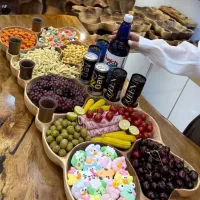 سینی و میز مزه چوبی