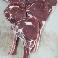 کارگر گوشت و مرغ