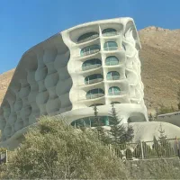 گل یخ شمشک ۱۳۰متر ۱خواب دید ۳طرف