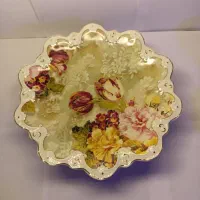شیرینی خوری پایه دار چینی اصل فرانسه در حد نو