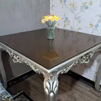 میز غذاخوری