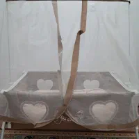 گهواره و خوش خواب نوزاد