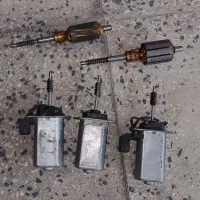 تعدادی لوازم استوک و برقی خودرو در حد نو