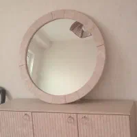 آیینه و کنسول