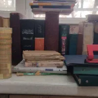 کتاب و لوازم تحریر
