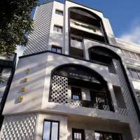 170-متری-بر-اصلی-آپادانا-لابی-و-نما-مدرن
