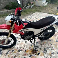 فلاتcrf200|موتورسیکلت|پره‌سر, |دیوار