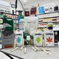 تیغ و سم کشاورزی