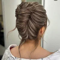 مدل رایگان رنگ و لایت حرفه‌ای می‌پذیرم|خدمات آرایشگری و زیبایی|اصفهان, بهار آزادی|دیوار