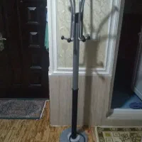 چوب لباسی ایستاده