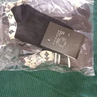 جوراب و کلاه