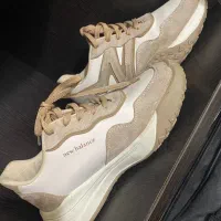 کتونی|کیف، کفش، کمربند|گنبد کاووس, |دیوار