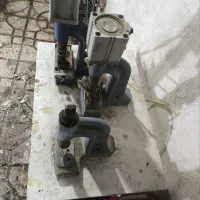 دکمه زن|لوازم خیاطی و بافتنی|مشهد, بهمن|دیوار