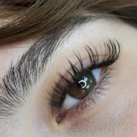 دعوت به همکاری به عنوان مدل مژه‌کاری (رایگان