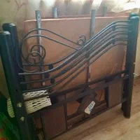 تخت فلزی تک نفره