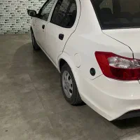 ساینا اس مدل ۱۴۰۲