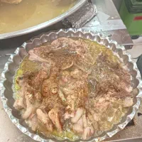 آشپز و  خدماتی