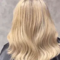 سالن زیبایی لونا انجام کلیه خدمات و دعوت به همکاری|خدمات آرایشگری و زیبایی|نهاوند, |دیوار