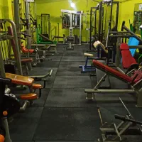 باشگاه بدنسازی فاضل