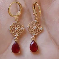 اکسسوری گوشواره جواهری