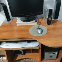 میز کامپیوتر