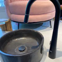 ست پدیکور به همراه سنگ و شیر