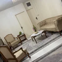 مبلمان شش نفره چستر با تشکچه دوبل|مبلمان خانگی و میز عسلی|تهران, نظام‌آباد|دیوار