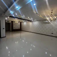 آپارتمان ۱۵۰متر شیک فول_چسبیده به معلم