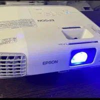 اجاره ویدئو پروژکتور با کیفیت عالی
