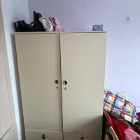 دوعدد کمد لباس و پاتختی تخت فروش فوری